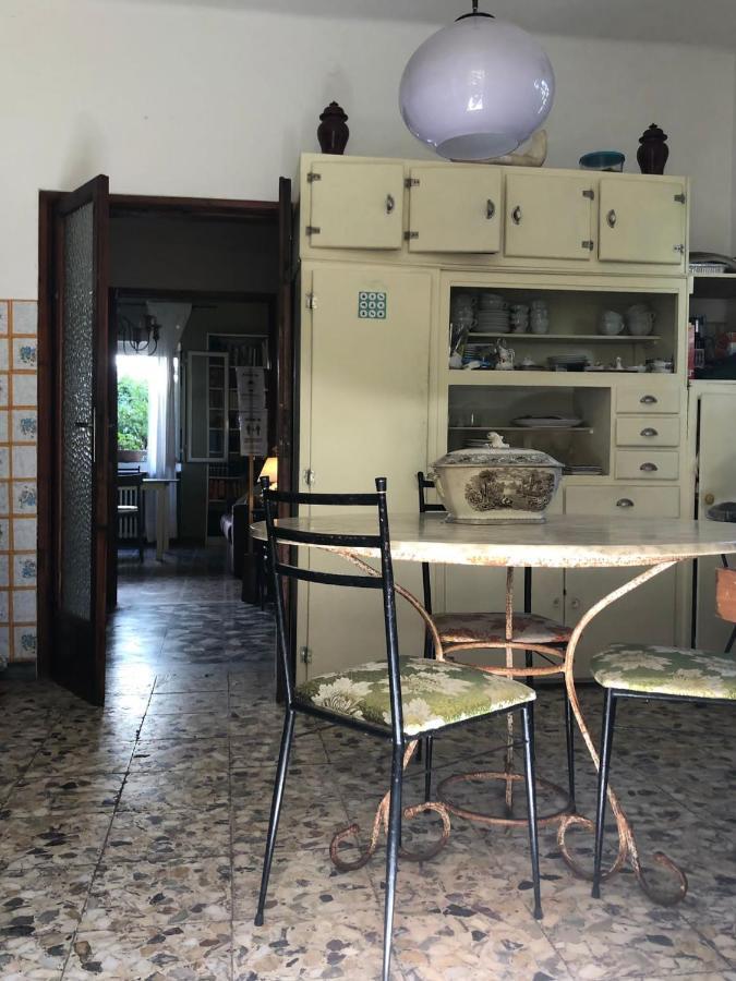Bed and Breakfast Casa Cambini Marina di Massa Exterior foto