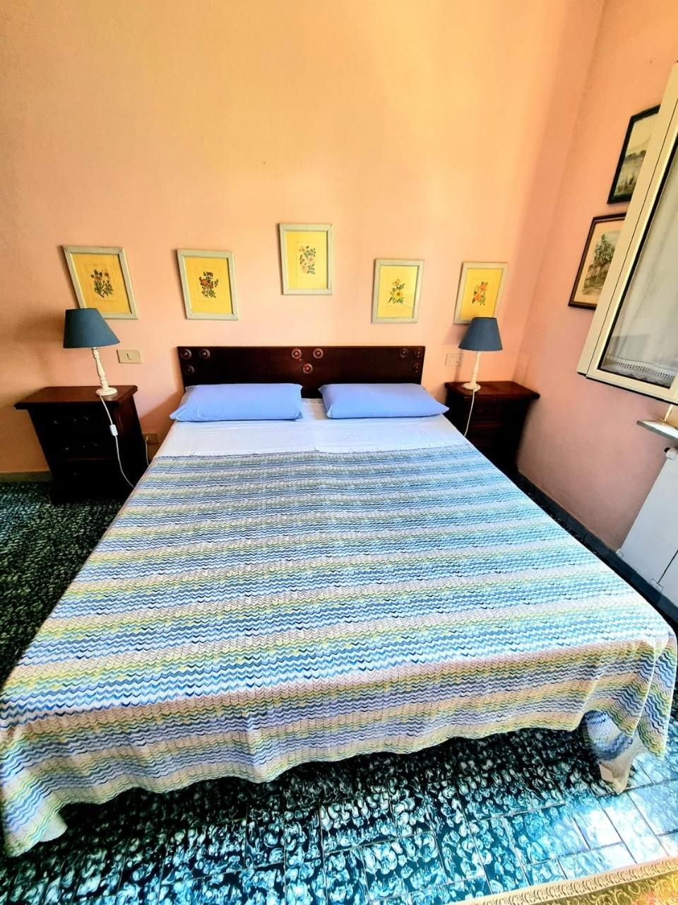 Bed and Breakfast Casa Cambini Marina di Massa Exterior foto